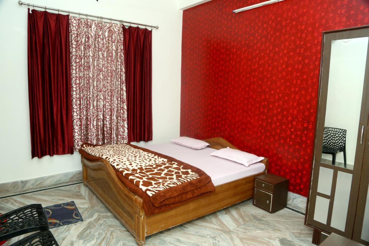 רישיקש Hotel Madhusudan מראה חיצוני תמונה