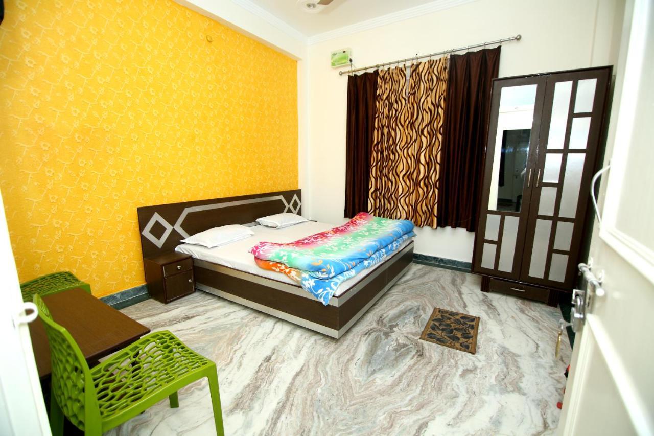 רישיקש Hotel Madhusudan מראה חיצוני תמונה